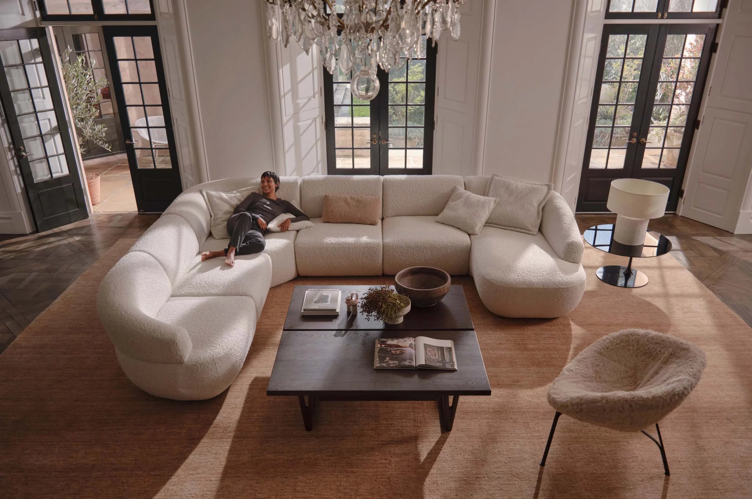 Aime Curved-Chaise