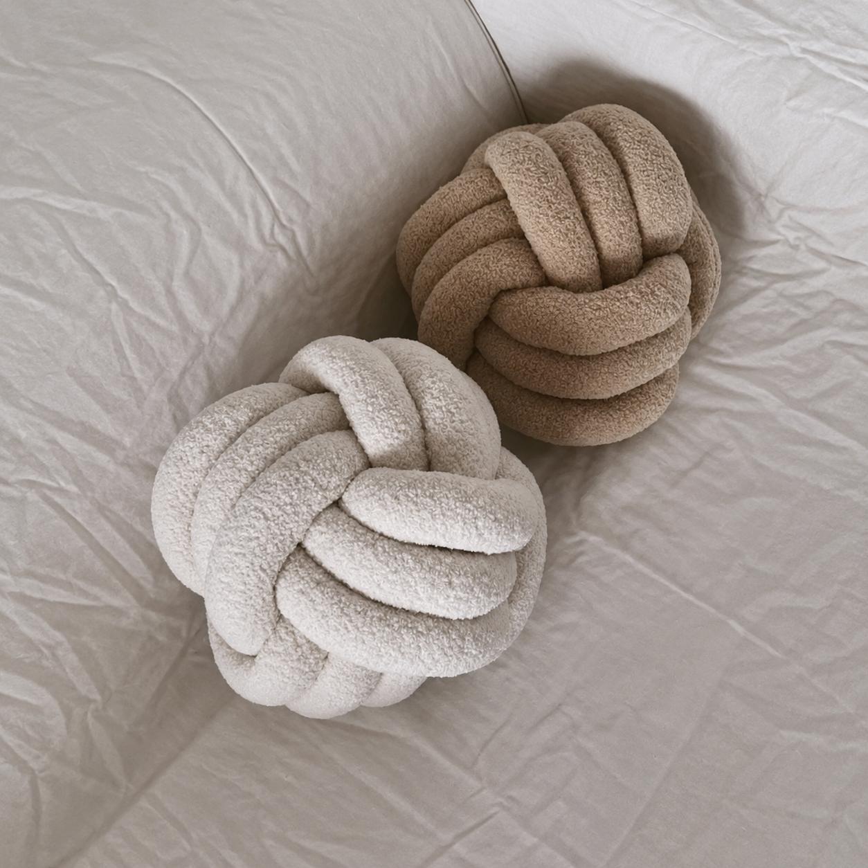 Knot Pillow